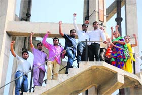 ETT (TET) teachers shout slogans at Jeevan Singh Wala village in Bathinda