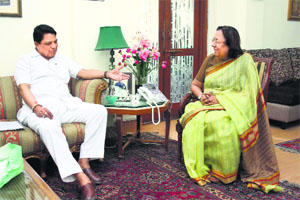 Social Justice and Empowerment Minister Dr (Col) Dhani Ram Shandil meets Union Minister for Minority Affairs Dr Najma Heptulla in New Delhi on Thursday.