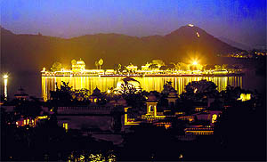 Jagmandir Island Palace, Udaipur, is a favourite for destination weddings