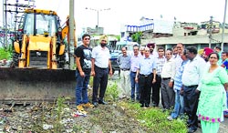 Officials in Hoshiarpur on Tuesday. Tribune photo