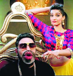 A still from Abhi Toh Party Shuru Hui Hai
