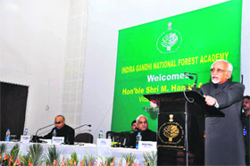 Vice President Hamid Ansari delivers a speech during an interaction with Indian Forest Service probationers at the Indira Gandhi National Forest Academy in Dehradun on Wednesday