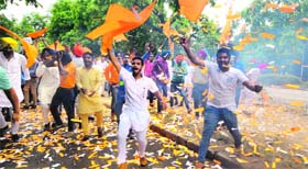 INSO and SOI workers celebrate victory in Chandigarh.