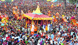 The seven-day International Kullu Dussehra will begin on October 3. 