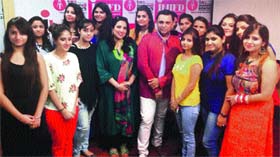 Designer Ashley Robello visits the INIFD campus in Amritsar as the brand ambassador of the institute.