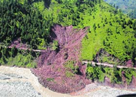 The damaged Poonch-Rajouri national highway