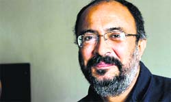 Anjum Rajabali 
