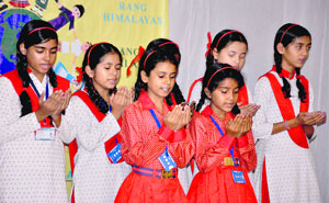 Students of Nanhi Duniya perform at Rang Himalayas.