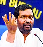 Union Food and Consumer Affairs Minister Ram Vilas Paswan at a press meet in New Delhi on Wednesday.