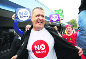 Pro-union supporters campaign during a pro-independence rally in Glasgow, Scotland, on Friday