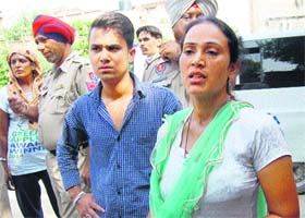 Family members of the auto-rickshaw driver who allegedly committed suicide in Jalandhar on Sunday
