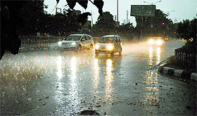It was all dark at around 1:50 pm on Sunday when it started raining.