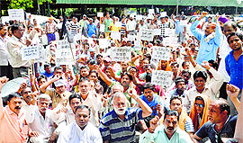 Sanitation workers have decided to take out a rally in Ludhiana