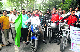 Urban Development Minister Pritam Singh Panwar flags off the Khoj Ley Himalayas expedition in Dehradun on Saturday.
