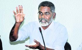 Anti-nuclear activist SP Udayakumar addresses a gathering at a seminar in Chandigarh on Sunday.