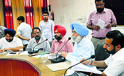 AAP leader HS Phoolka addresses a meeting of party workers