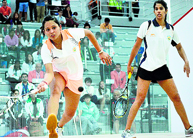 Dipika Pallikal beat compatriot Joshana Chinappa to a book a place in the semifinals  and a medal for India  at the Yeorumul Squash courts on Sunday.