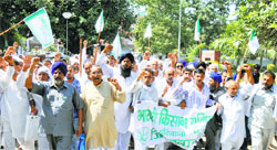BKU activists protest in Karnal on Monday. Tribune photo: Ravi Kumar