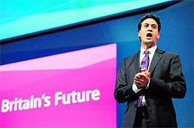 Leader of Britains Labour Party Ed Miliband speaks to delegates at 