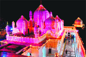 The Mansa Devi temple.
