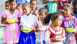 Shri Geeta Mandir authorities will worship 700 girls on the first Navratra