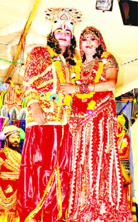The Sita swayamvar episode being enacted at Ramlila at Ram Nagar, Jwalapur, in Haridwar on Tuesday. 