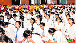 Students of Dev Sanskriti University take part in epic Geeta and Durga Sapti classes in Haridwar on Friday