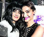 Jasleen Royal and Soonam Kapoor