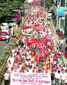  A large number of activists of around 40 organisations protest in favour of their demands at BMC Chowk in Jalandhar on Tuesday