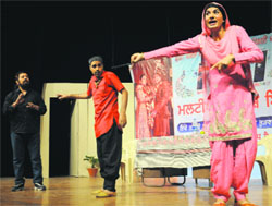 Artistes and Pollywood actors stage a play, NRI: Nahi Rehna India, at Tagore Theatre