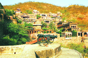 The hillfort-turned-heritage hotel has been drawing tourists to this quaint  Rajasthan town