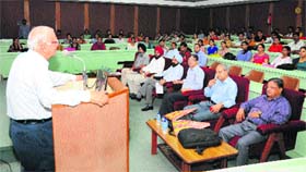 Prof CL Khetrapal, CBMR, Lucknow, addresses a six-day workshop on NMR: Molecules to human behavior at GNDU in Amritsar on Monday.