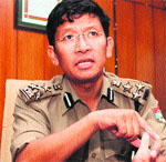 Sanjay Gunjiyal, DIG, Garhwal Range, addresses mediapersons in Dehradun on Tuesday. Tribune photo