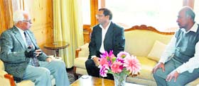 RP Savita (centre), Director, Conservation, National Museum Delhi, calls on Governor NN Vohra at Raj Bhawan in Srinagar on Thursday.