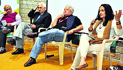 Indias connection with the World War-I, authors and their creative processes and Khushwant Singhs connection with thousands of people he touched through his writing on both sides of the border, all were on the table