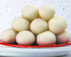 Rasgulla is healthier than gulab jamun