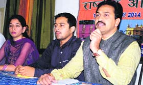 ABVP general secretary Shrihari Borikar addresses a press conference in Amritsar on Sunday.