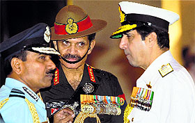 Chiefs of the three armed forces, General Dalbir Singh Suhag (centre), Admiral Robin K Dhowan and IAF Chief Arup Raha at Rashtrapati Bhavan on Sunday. 