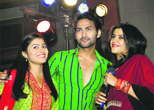 Navi Bhangu with Ekta Kapoor (R)