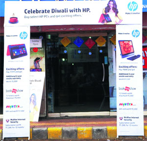 Bumper offers by online shopping portals have brought cheer to shoppers this festive season in Amritsar.