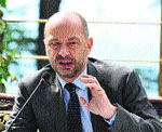 Francois Richier, the Ambassador of France in India, addresses mediapersons in Shimla on Thursday