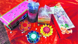 Artist Nidhi Gulati has organised exhibits of hand-made envelopes, candles and other Diwali gifts. 