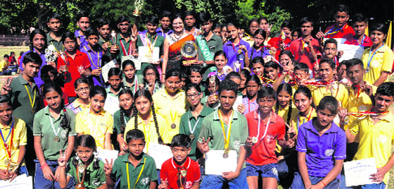 Students of Tribune Model School with their prizes at Sector 29, Chandigarh, on Saturday. Tribune Photo: Pradeep Tewari