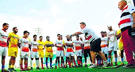 The gains made by Indian hockey of late under Terry Walsh (above) would be lost if he leaves the team at this juncture