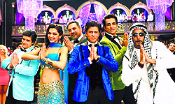 Vivaan Shah, Deepika Padukone, Boman Irani, Shah Rukh Khan, Sonu Sood and Abhishek Bachchan
