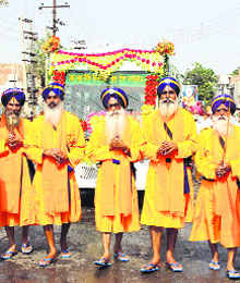 The Punj Piyare lead the procession to mark the birth anniversary of Baba Nam Dev in Bathinda on Saturday.