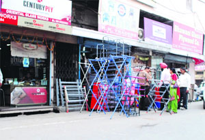 A view of the footpath encroached upon by traders