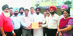 Master Cadre Union members submit memorandum to MLA Pargat Singh, in Jalandhar on Sunday