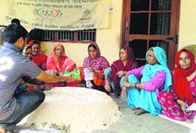 Women engaged in the MKSP at Nagrota Bagwan
