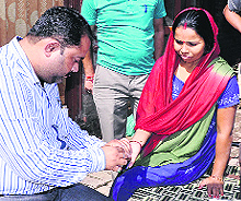 Following reports of suspected outbreak of dengue and tuberculosis at Lamba Pind, the Health Department on Wednesday took blood samples of the residents